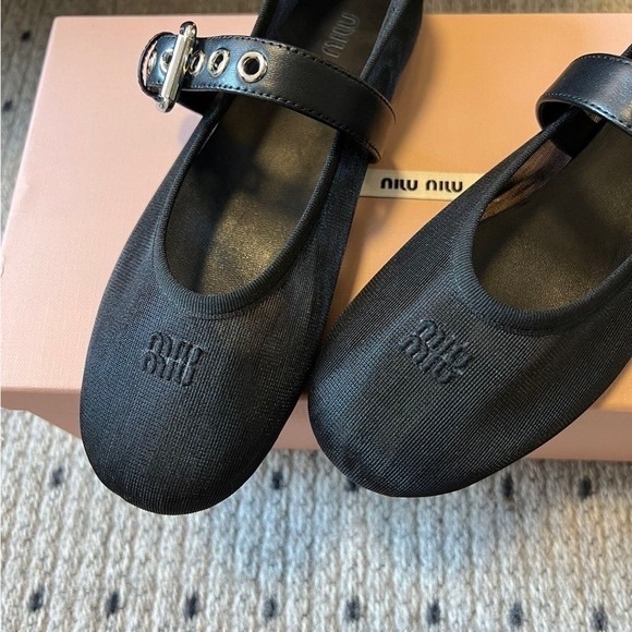 Miu Miu Black Leather Flats with Buckle Detail - Picture 6 of 6